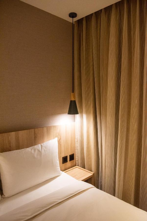 N Hotel Taipei Eksteriør bilde
